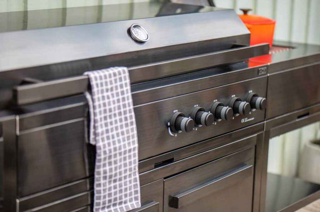 MyOutdoorkitchen - Nordic Line Foto: Lindström & Sondén AB | 2026 © Markennetzwerk GmbH. Alle Rechte vorbehalten.